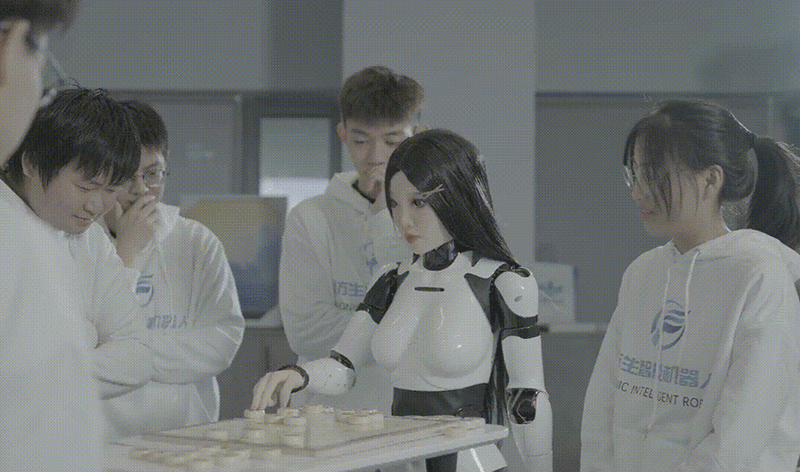 致可智能仿生人形机器人与研发团队